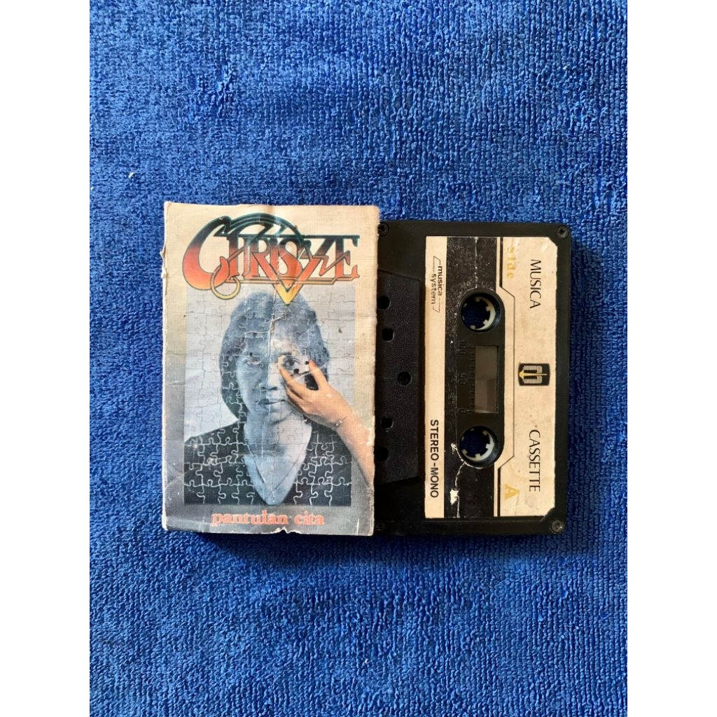 Kaset Pita Chrisye Pantulan Cinta