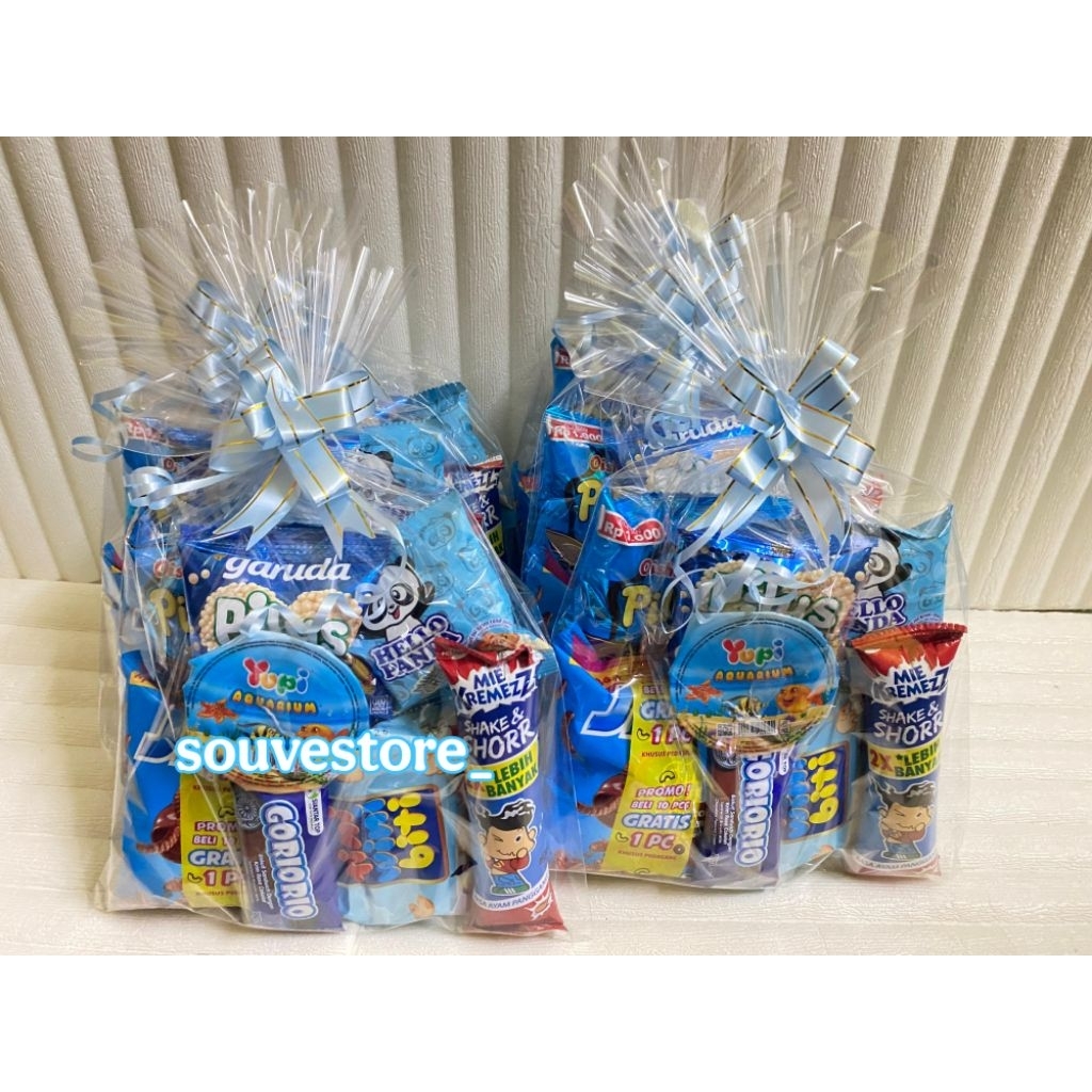 

Parcel Ultah Serba Biru || Bingkisan Ultah Serba biru || Snack Ultah Blue || Paketan snack ultah anak || hampers snack serba biru