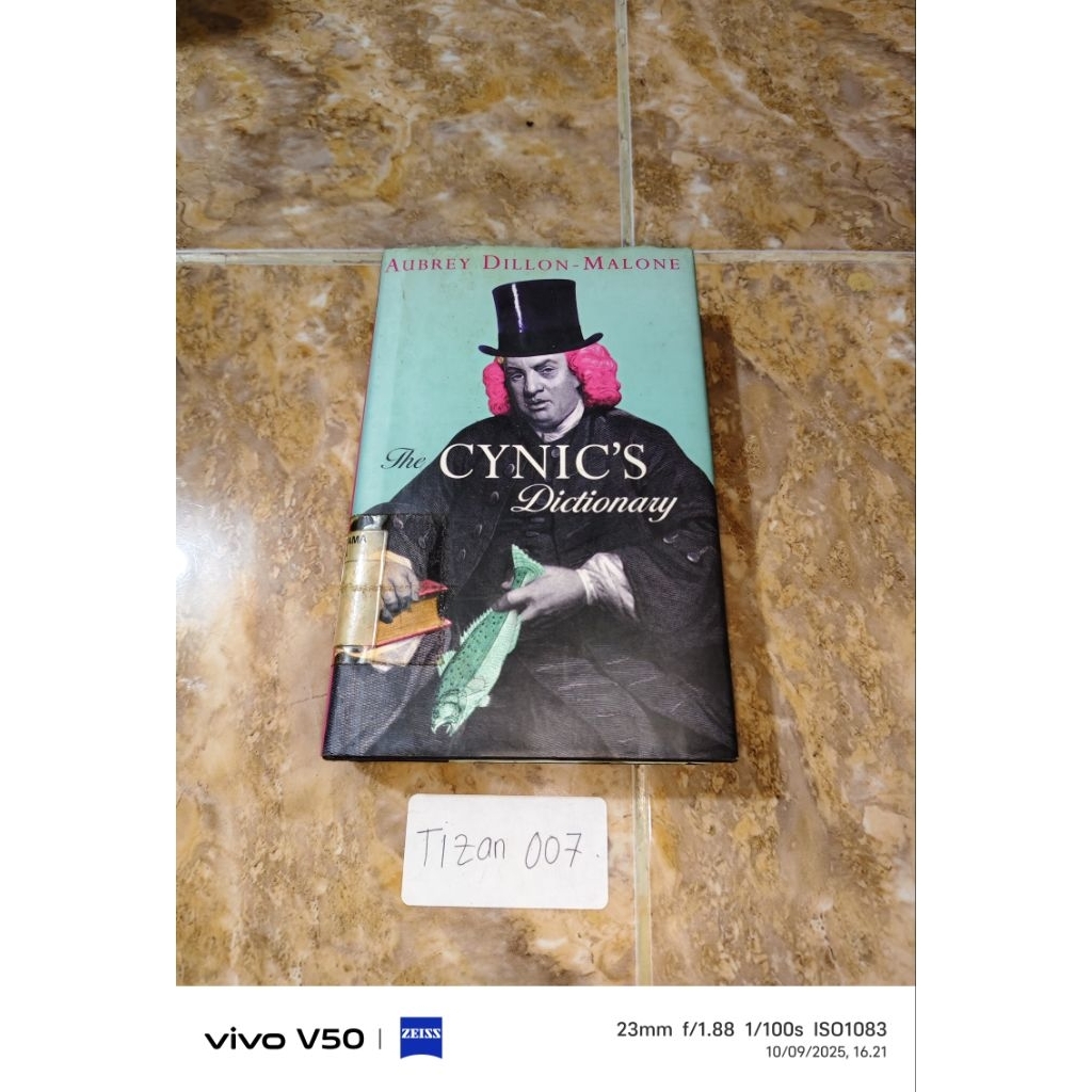 Buku The Cynic's dictionary by Aubrey Dillon-Malone