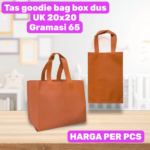 

Tas goodie bag Box Dus | Bahan spunbond (HARGA PER PCS) Tas Box Dus pres UK (20x20) | Tas Kotak Nasi | Tas Box Hajatan