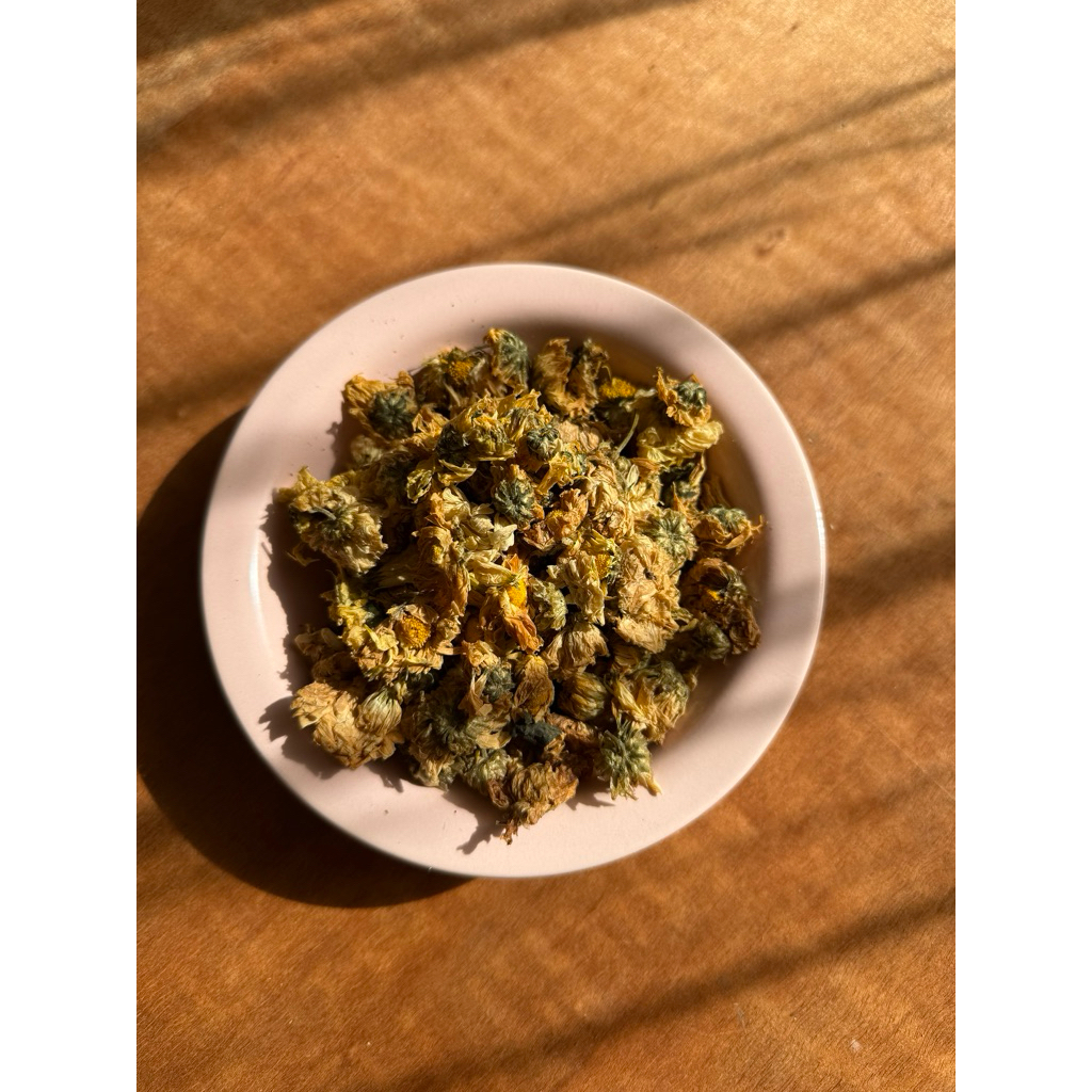 

TEH BUNGA KRISAN KEMBANG CHRYSANTEMUM TEA DRIED CHRYSANTEMUM KEMASAN REPACK 10 GRAM