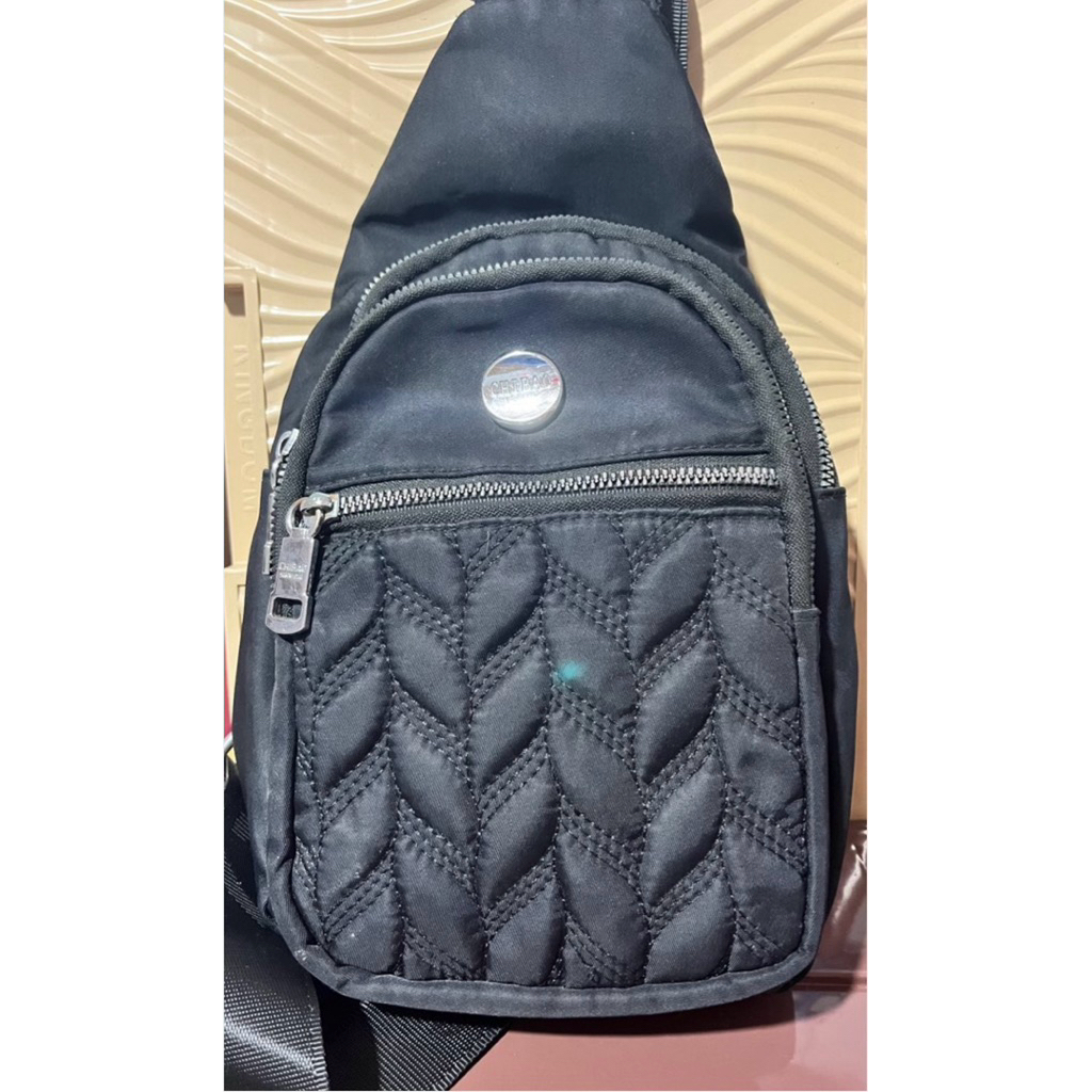 Waist Bag Chibao - Hitam