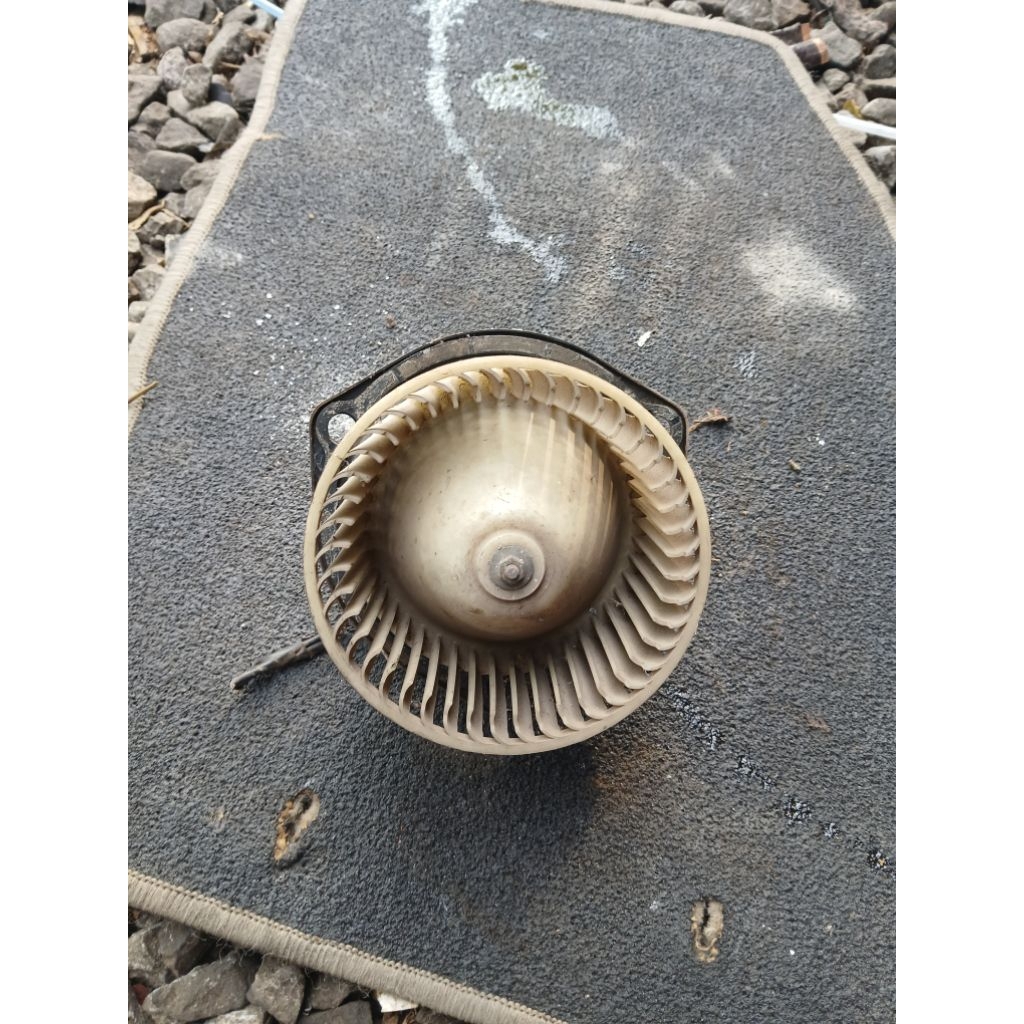 motor blower AC Suzuki forsa