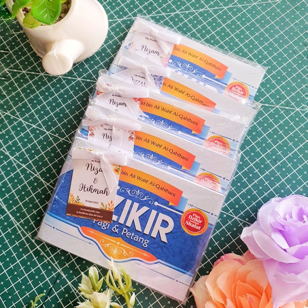 Souvenir Pernikahan Buku Dzikir Pagi dan Petang