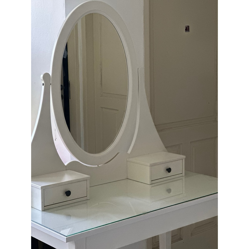 Meja Rias Ikea
