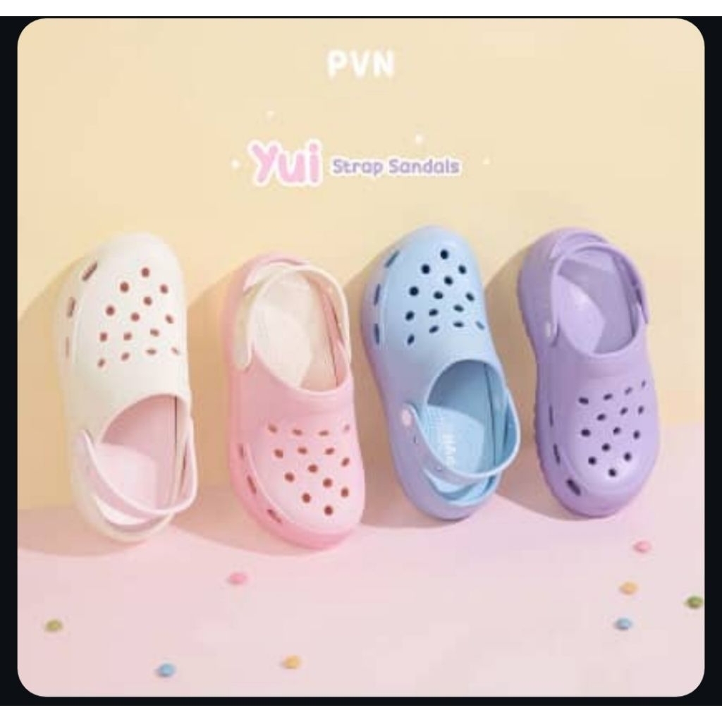 SANDAL PVN YUI