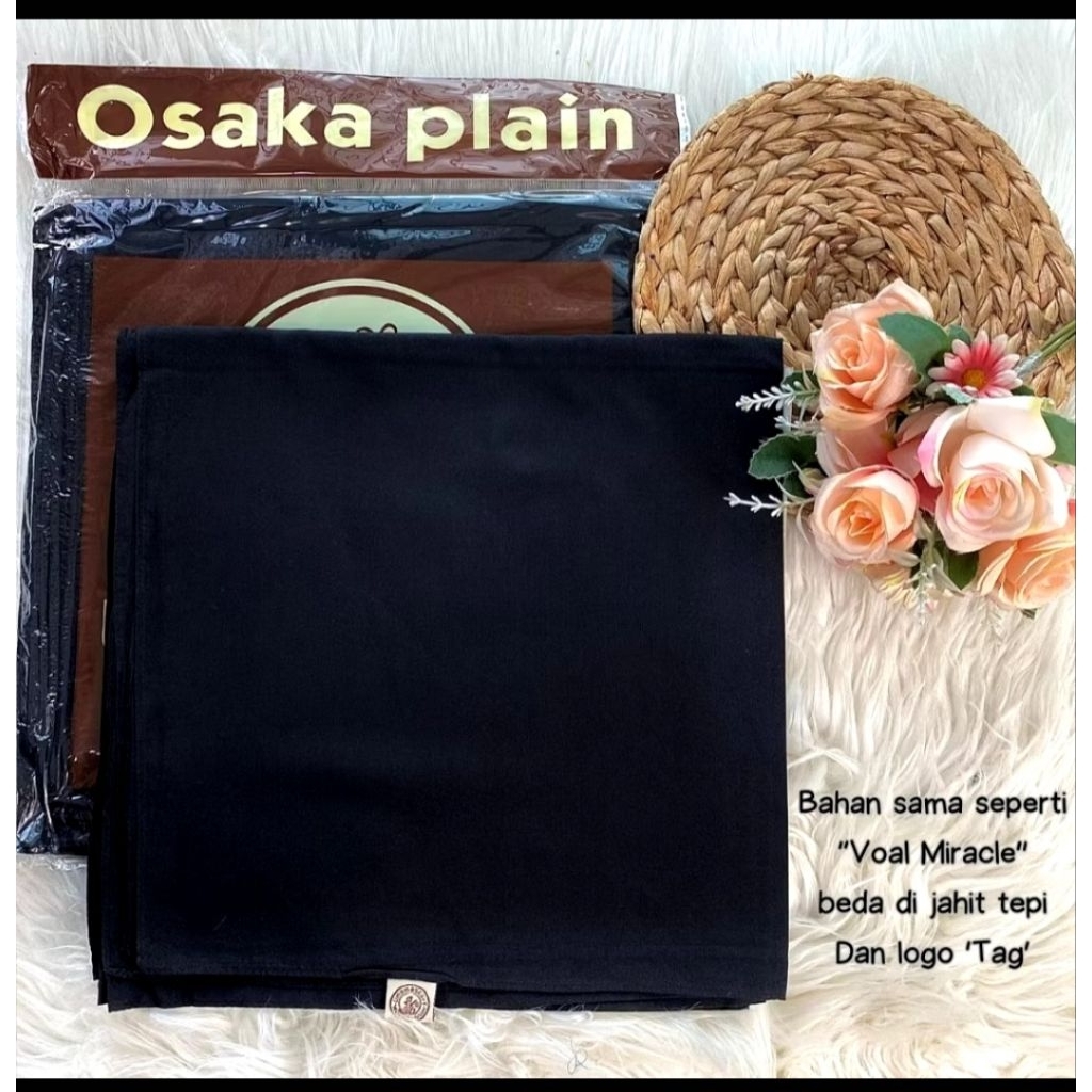 Preloved Segi empat umama osaka plain hitam