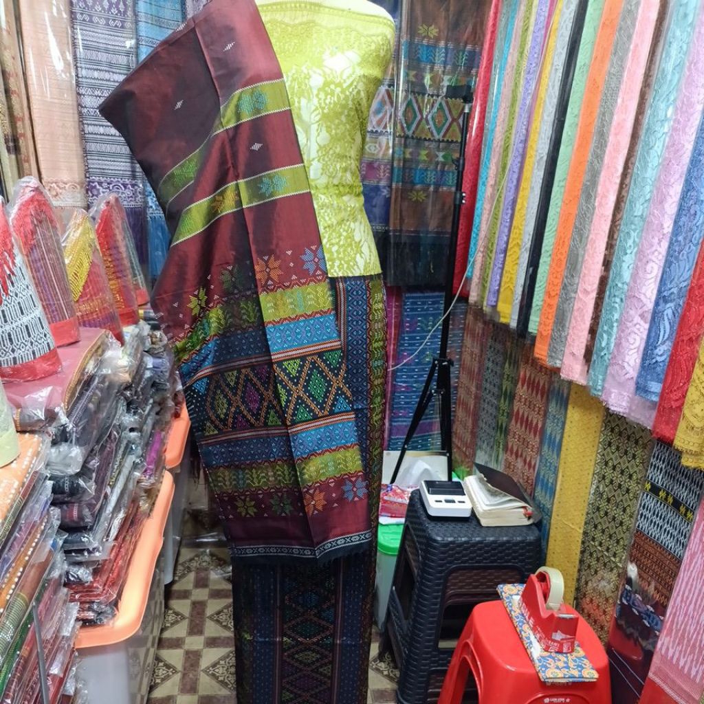Sadum Sutra Tarutung Motif Angkola+ Songket Sadum