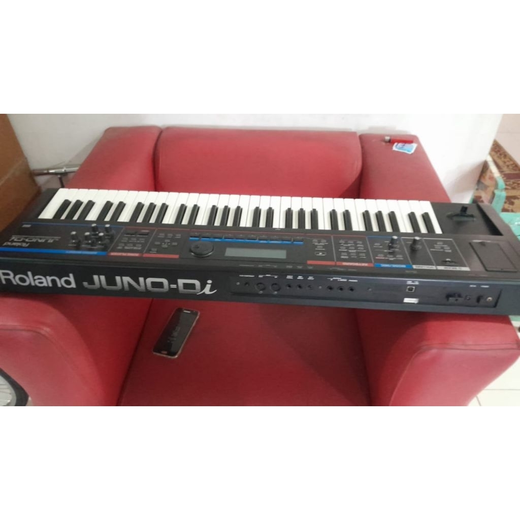 keyboard roland juno di