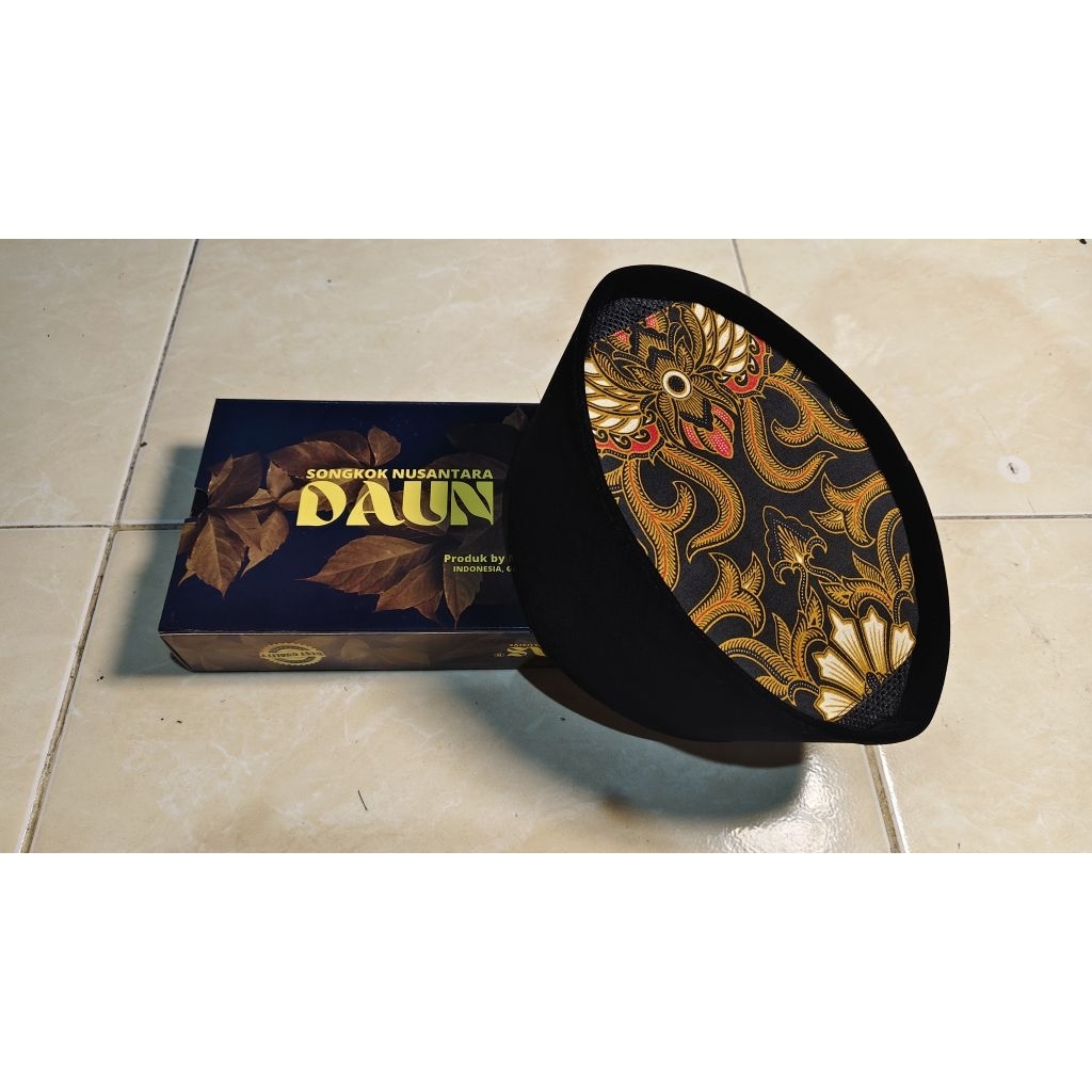 PECI AC BLUDRU HITAM BATIK MOTIF MERAK