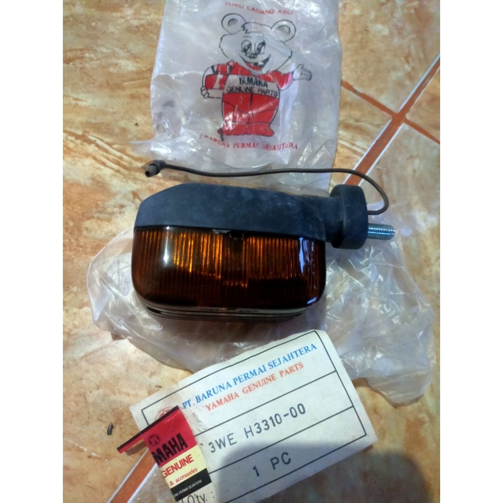 Lampu sen depan kiri original Yamaha Alfa Champ