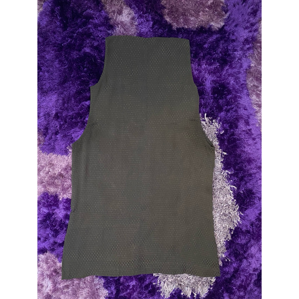 turtleneck sleeveless