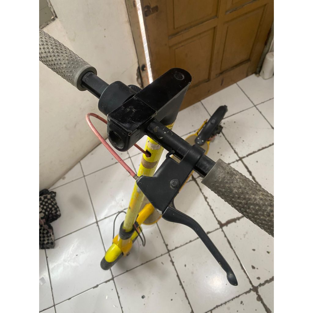 Skuter elektrik