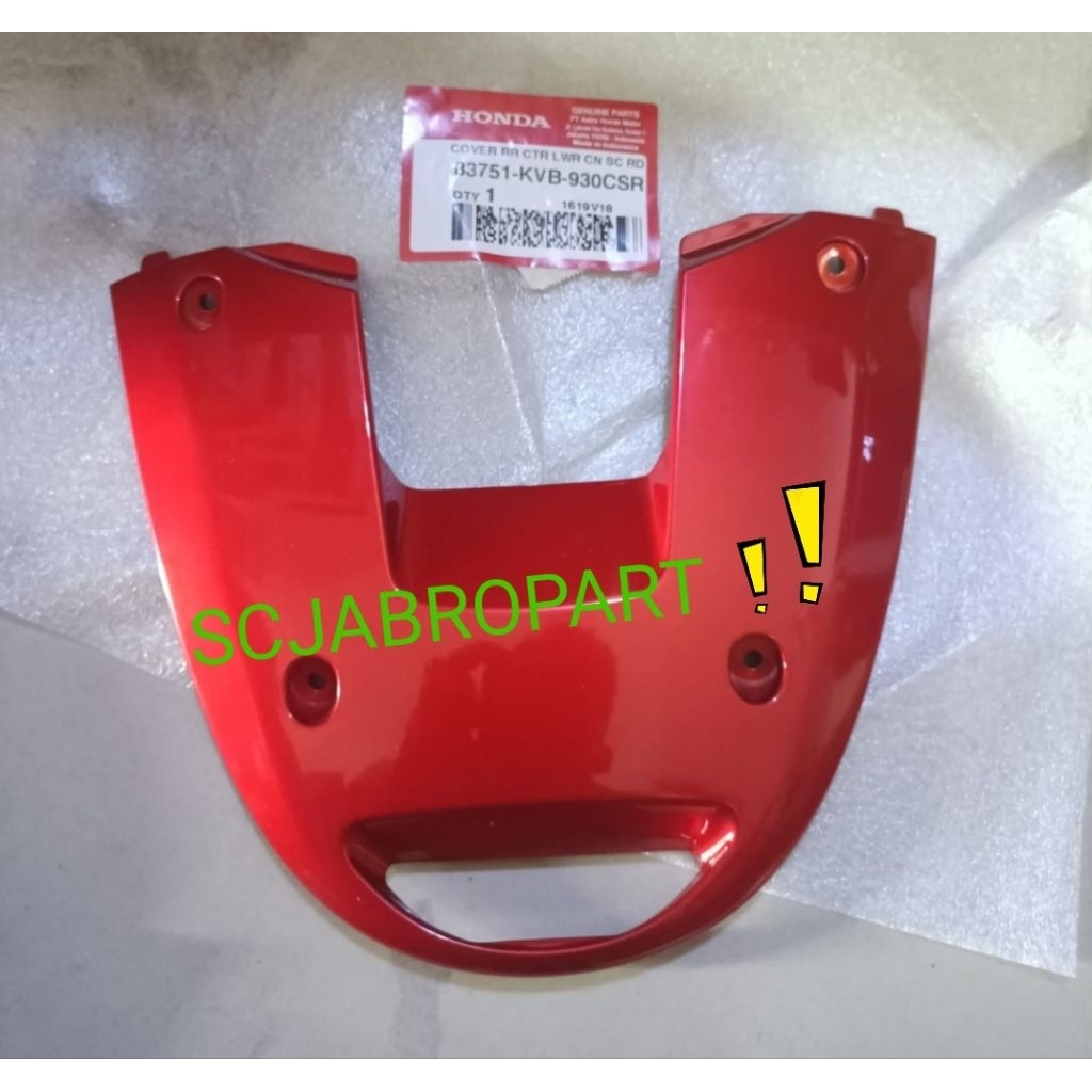 83751 KVB 900...COVER REAR CENTER LOWER HONDA VARIO 110 CARBU..ORI AHM