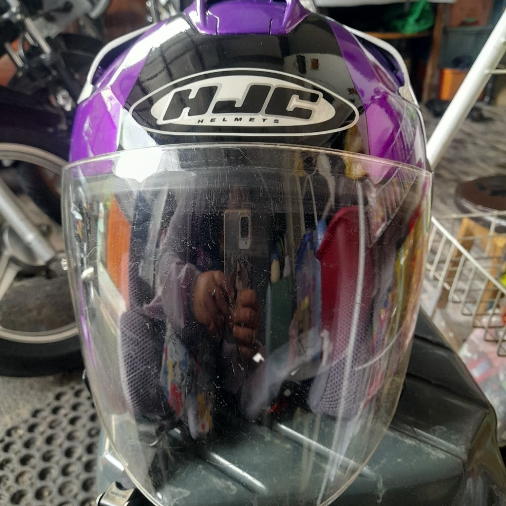 Helm preloved HJC FULL FACE Like new