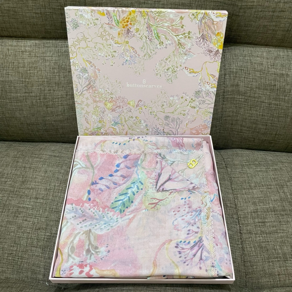 Buttonscarves Misool Jellyfish VVGC