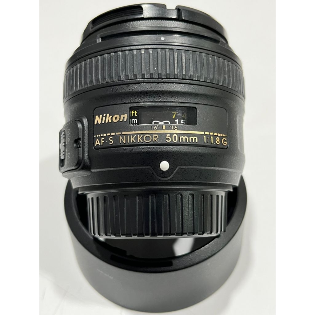 Lensa Nikon 50mm