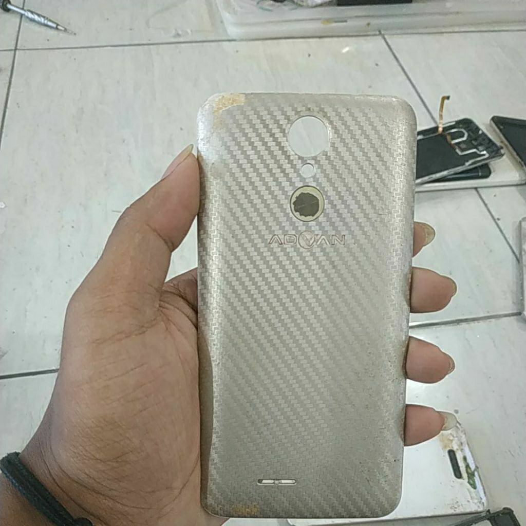 casing bekas Advan S5E NXT fisik seusai gambar