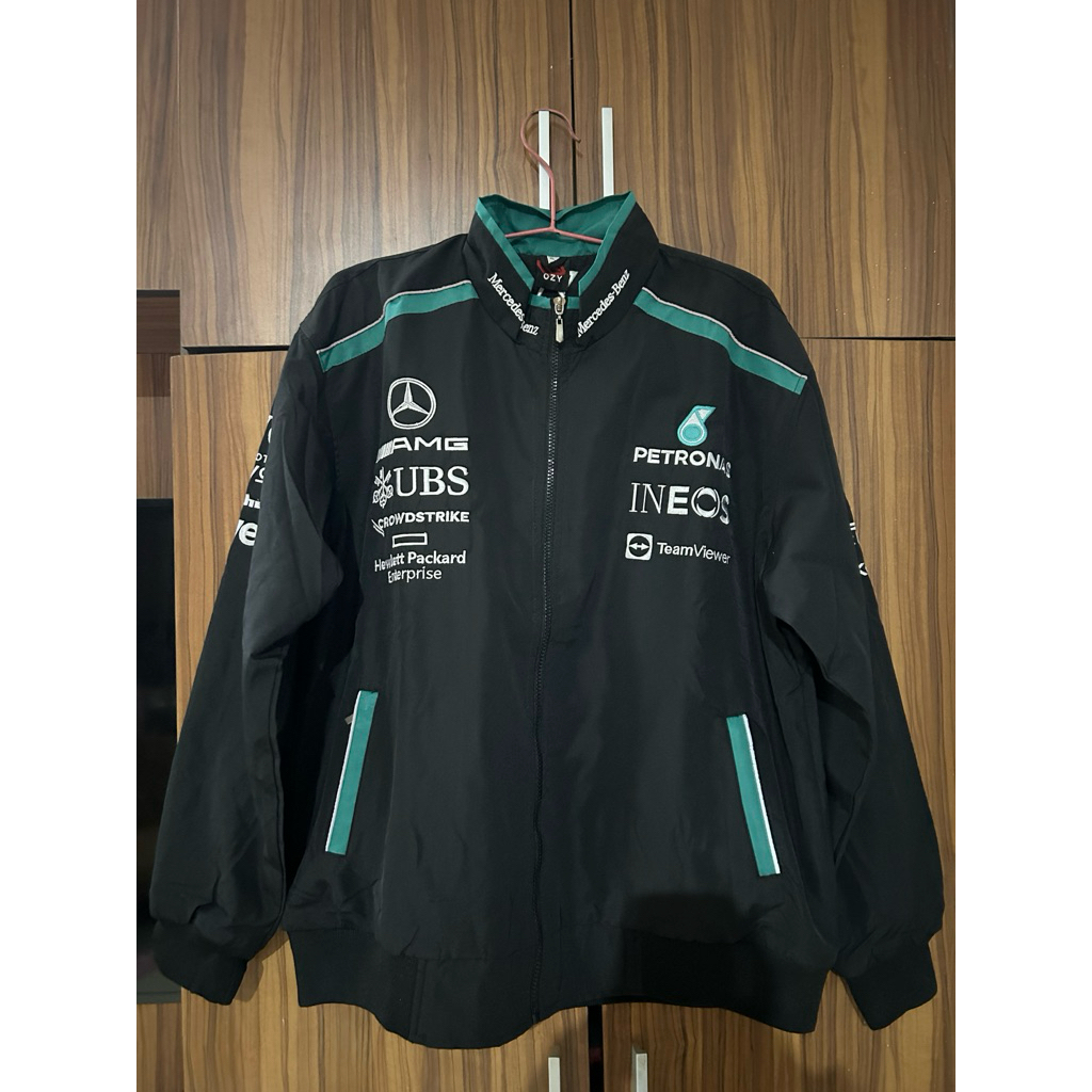 [PRELOVED] Jacket Bomber Petronas Mercedes AMG F1 Team