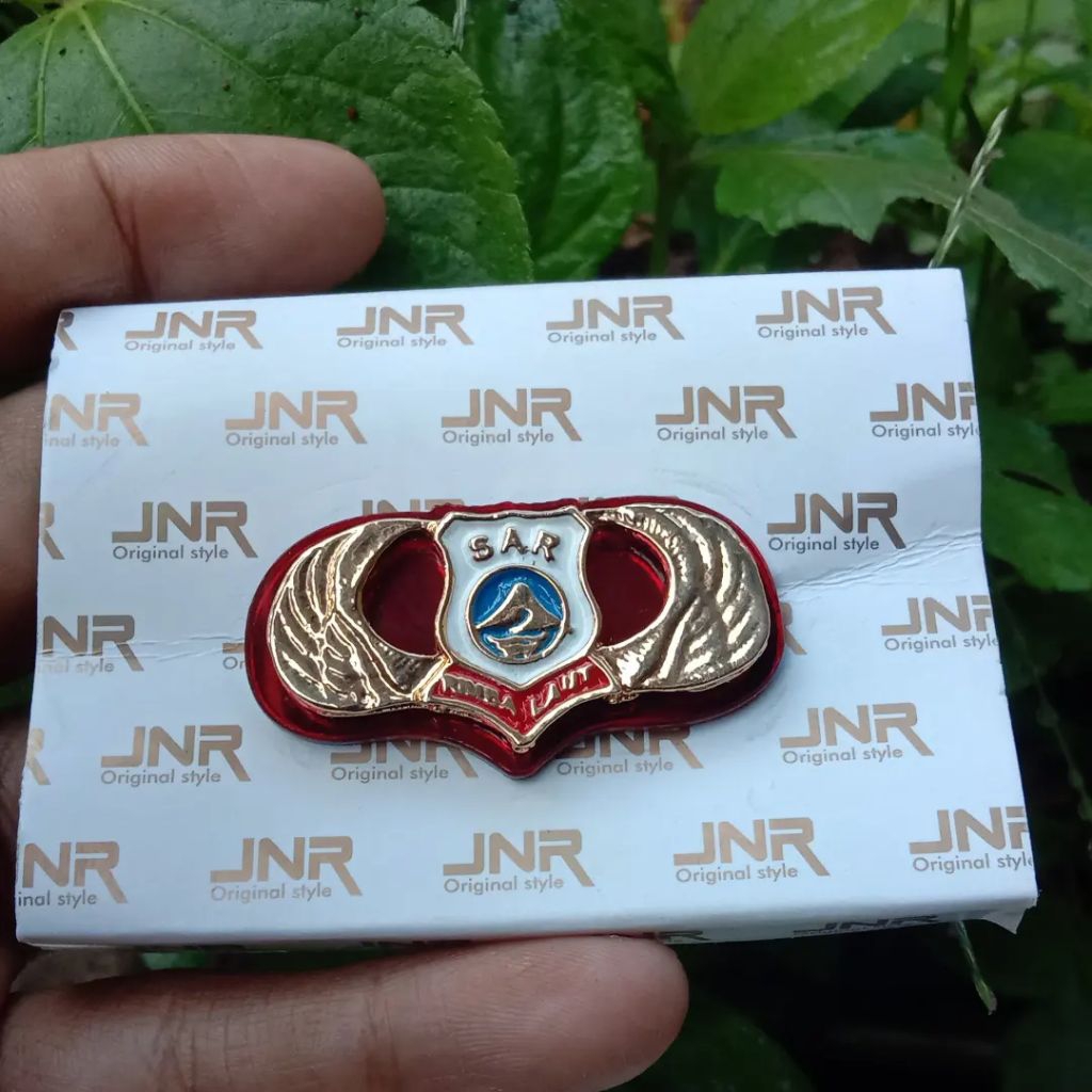 pin SAR rimba laut