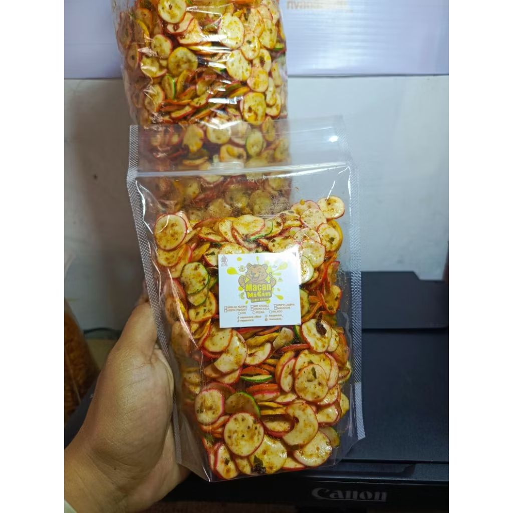 

SEBLAK KERING PEDAS DAUN JERUK / 250 Gram / COD