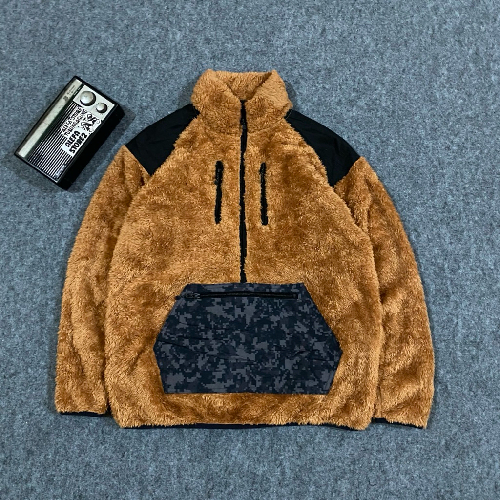 jaket sherpa field core (size L)