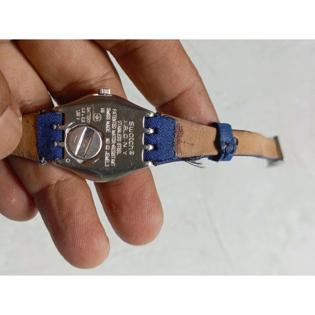 Jam tangan swatch irony wanita BLUE STREET WRIST (YSS290)