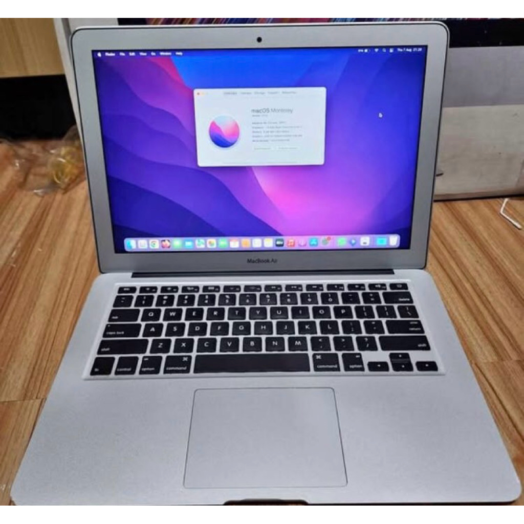 Macbook air 2017 8/128GB