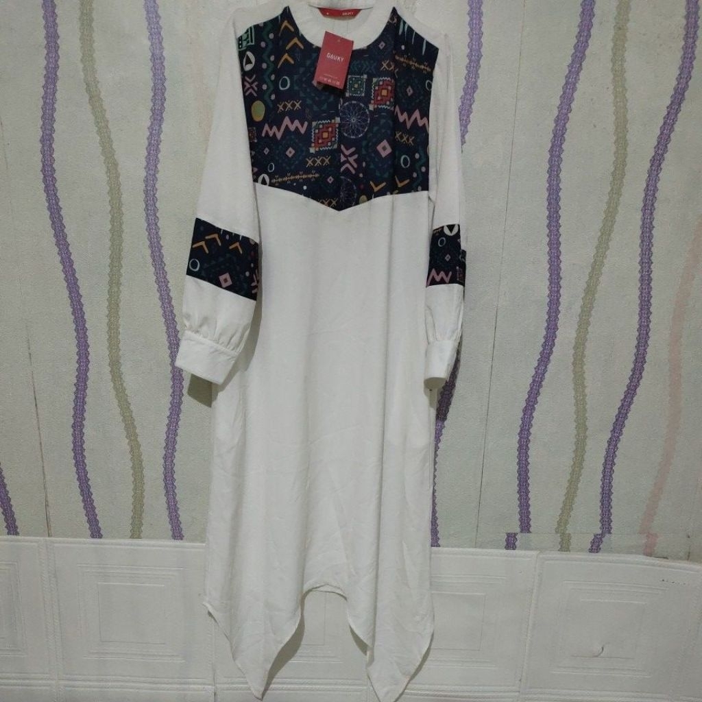 DAUKY Dress/tunik panjang putih NEW