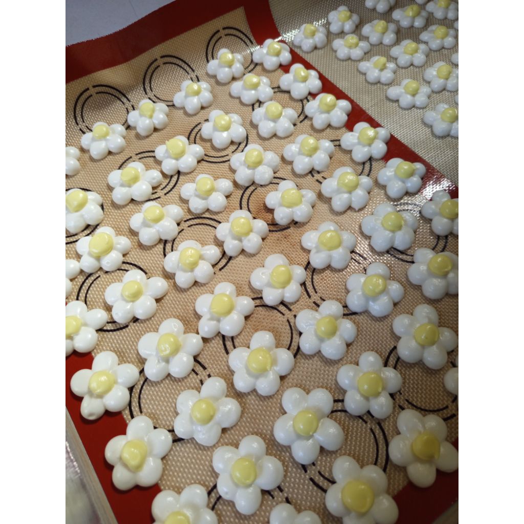 

[PROMO BUY 1 GET 1] HOMEBAKED Meringue cookies uk toples 9x10cm (500ml) / schumpies/ kue busa / cotton candy / gula gula