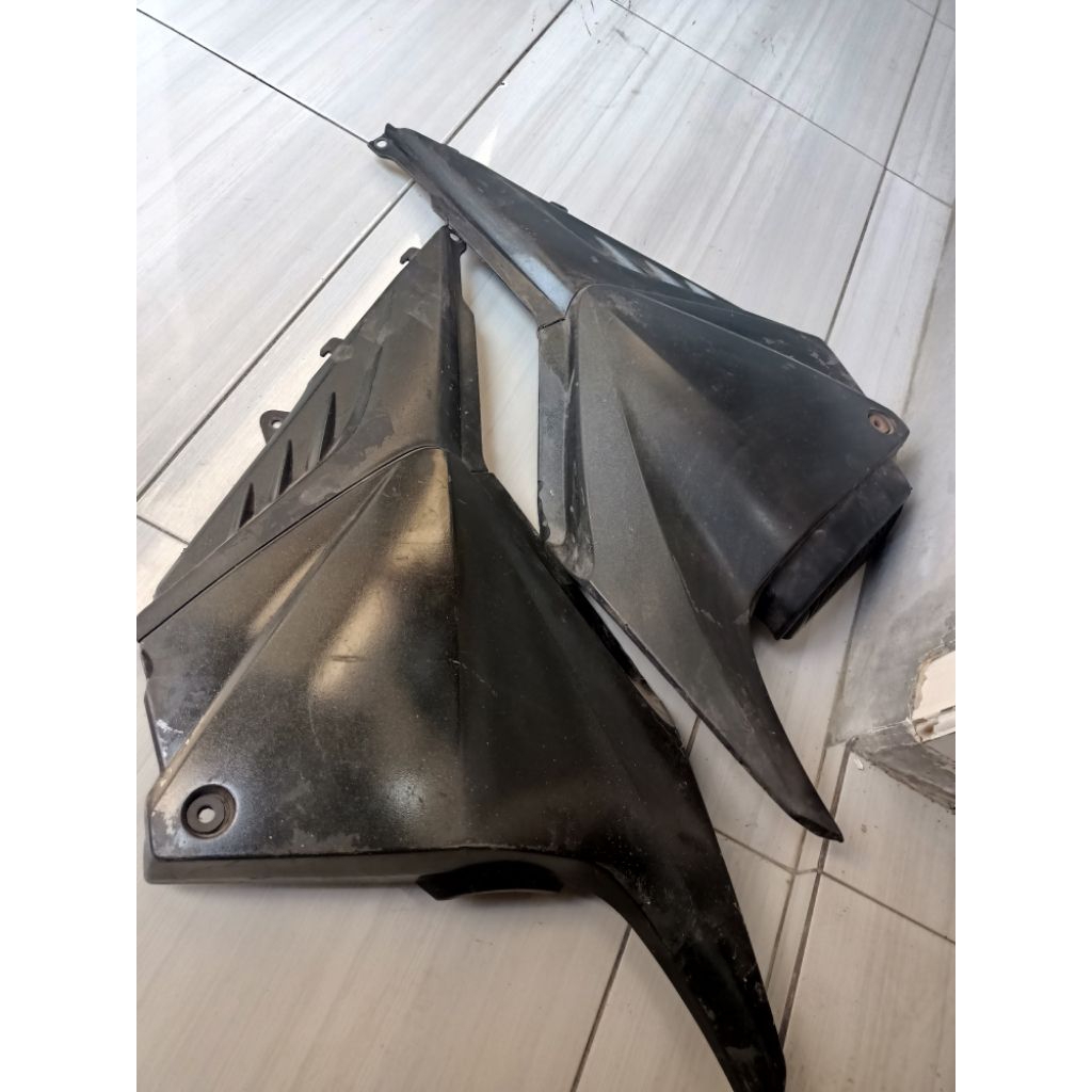 Cover aki Megapro mono 2012 copotan