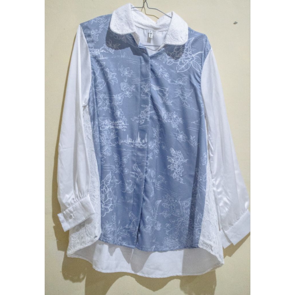 Blus "Celeste" - Kemeja Satin Biru Kombinasi Brokat-preloved vanilla hijab