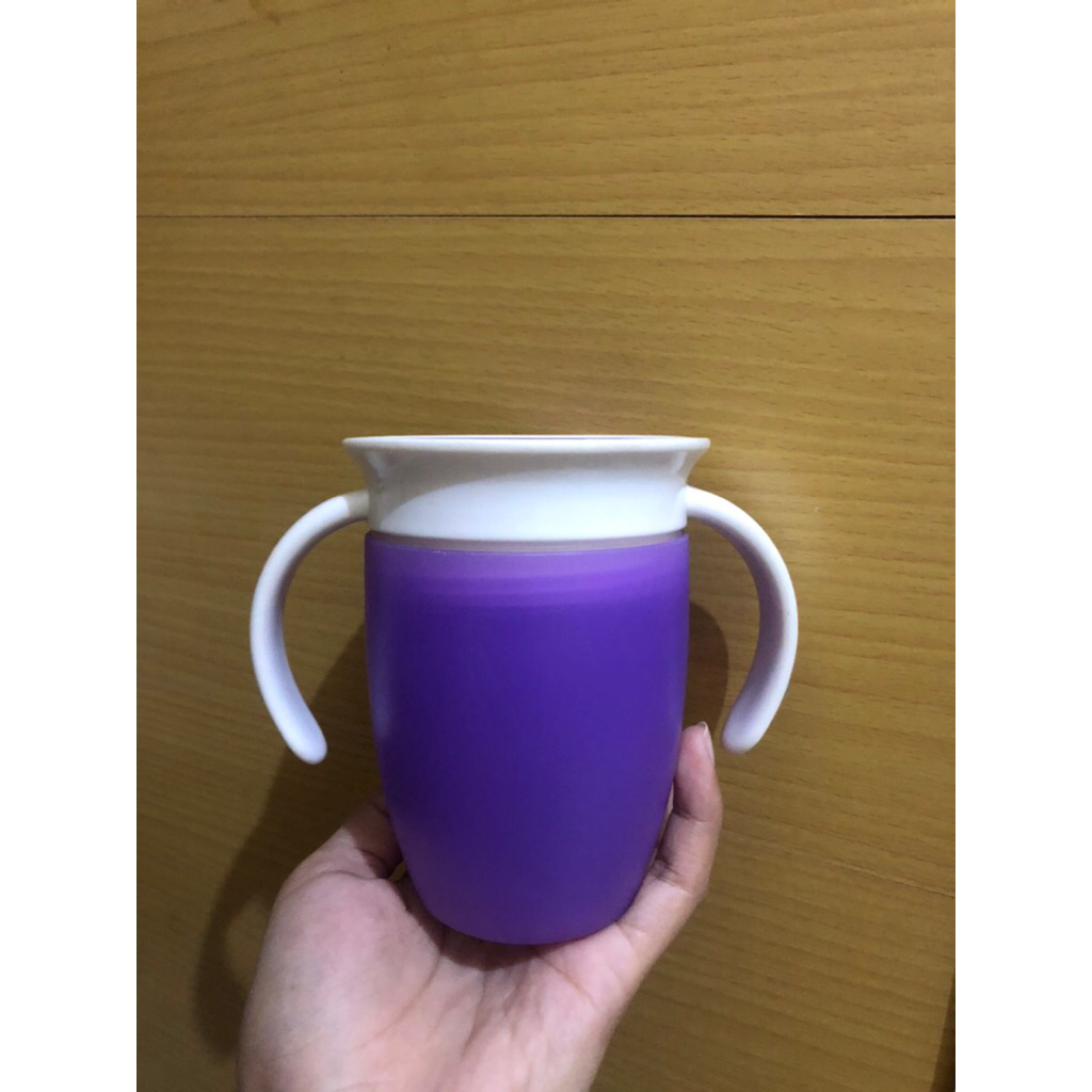 munchkin trainingcup gelas