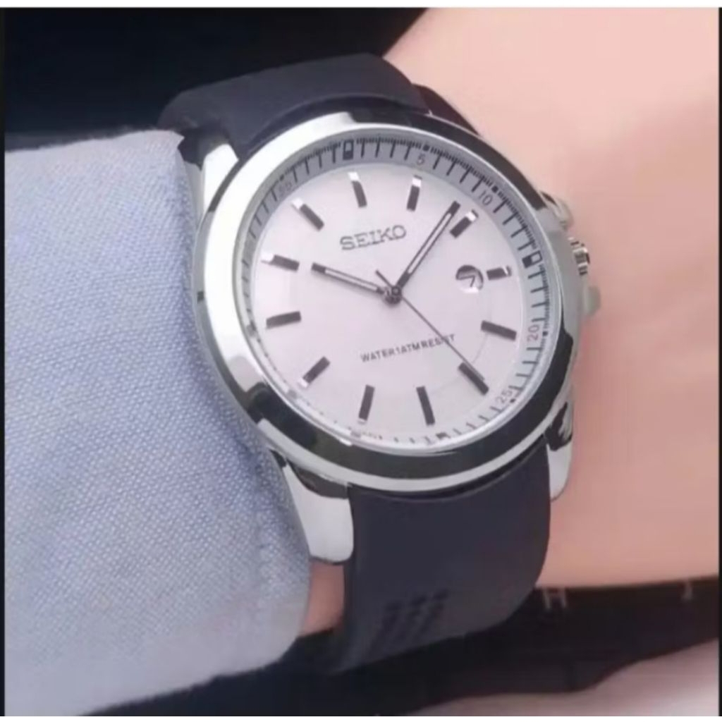 Jam Tangan Pria SEIKO Original Analog Tali Karet Tggl Aktif Water resistance