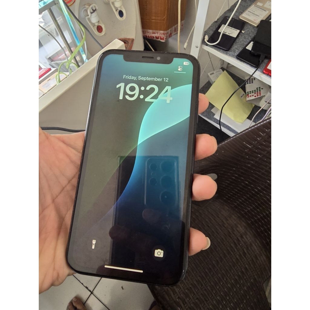 iPhone Xs max 64gb all operator