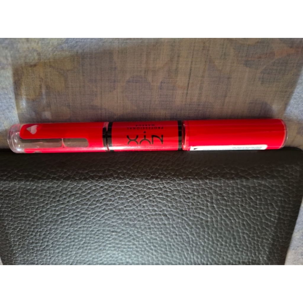 Preloved Nyx Shine Loud