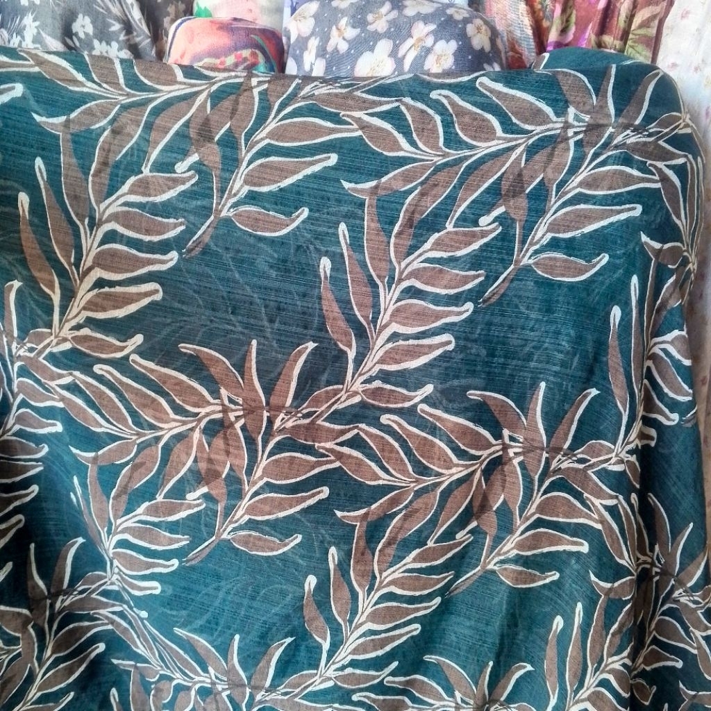 kain katun motif bunga besar