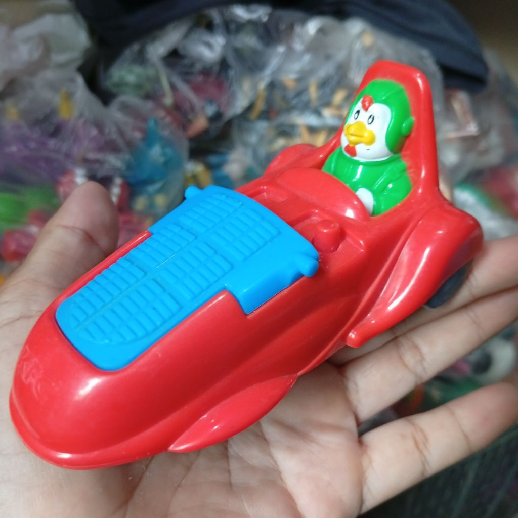 chaki meal kfc toys chaki speed car 2009