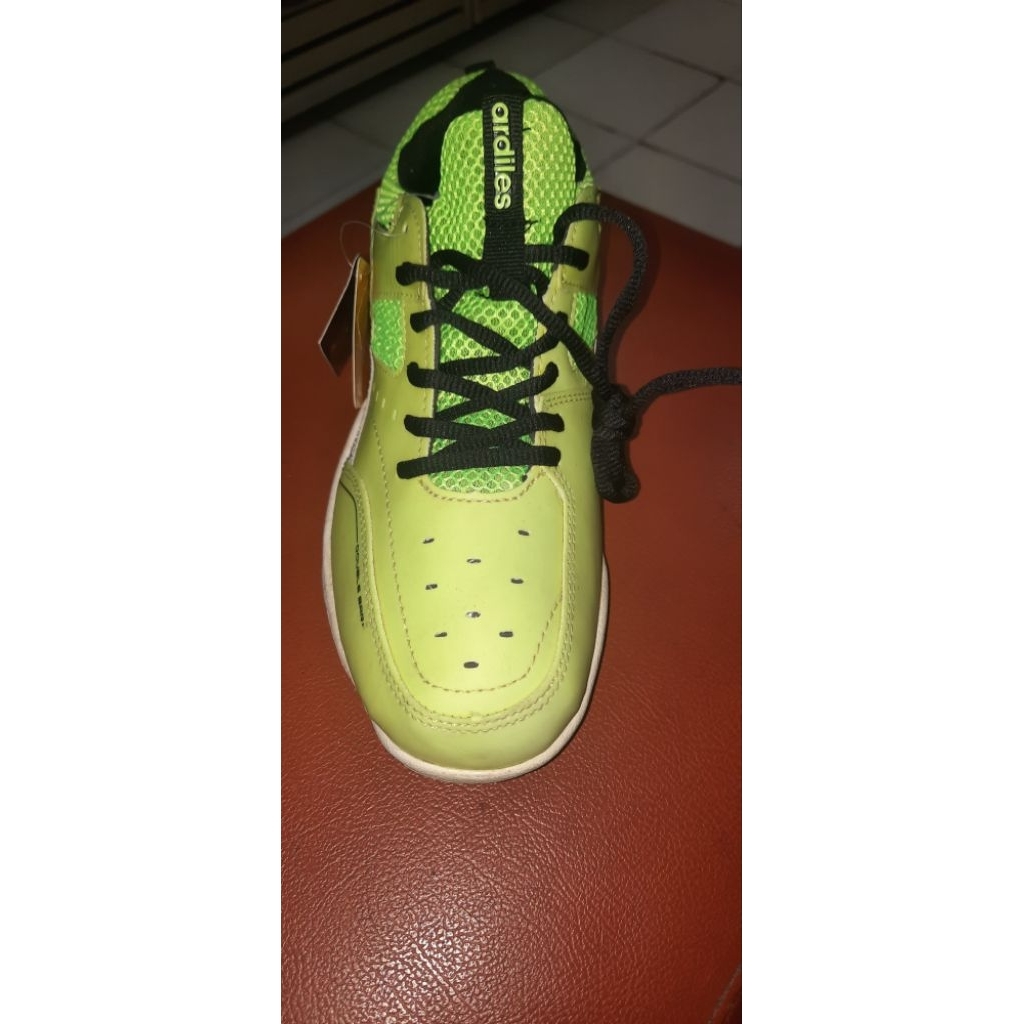 sepatu badminton ardiles
