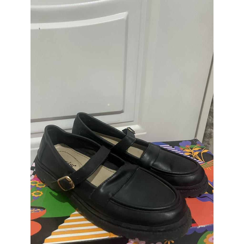 Seis Shoes Preloved by Rille