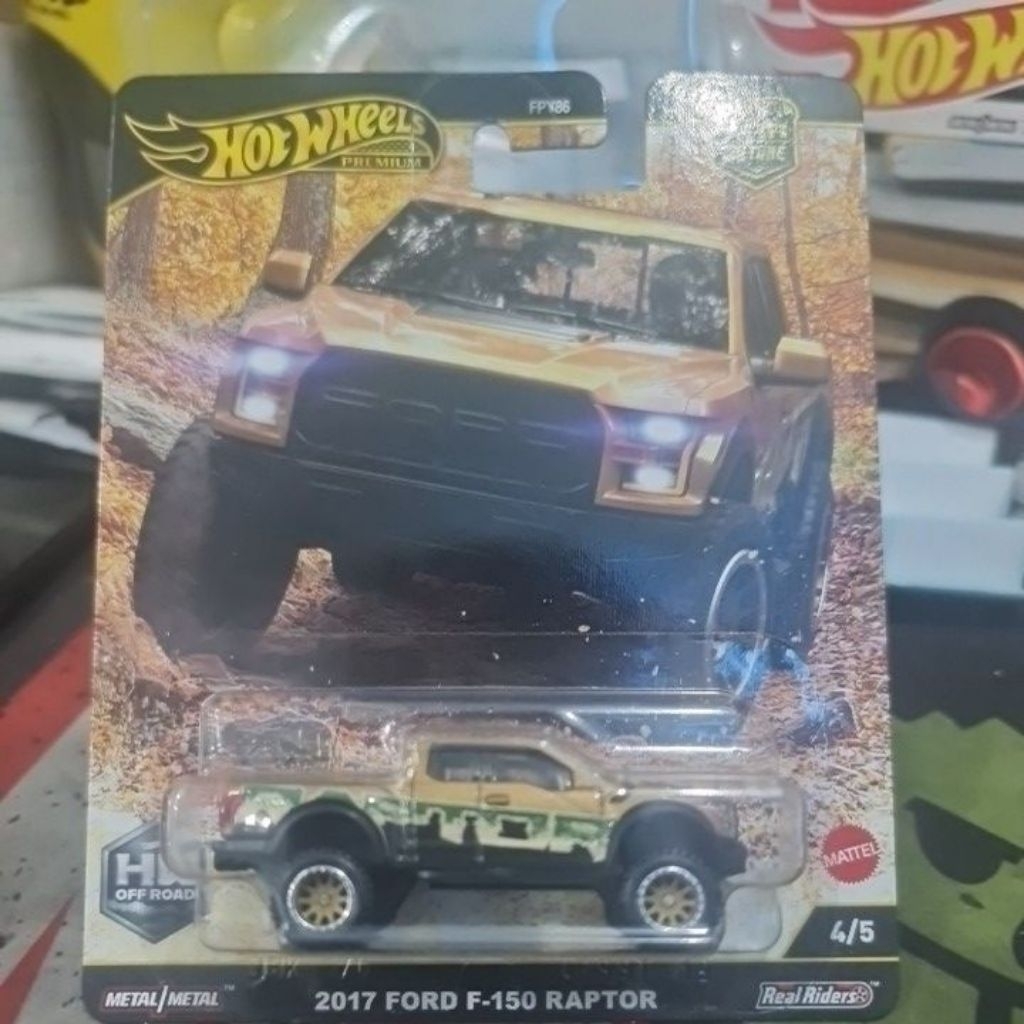 Hotwheels Premium 2017 Ford F-150 Raptor