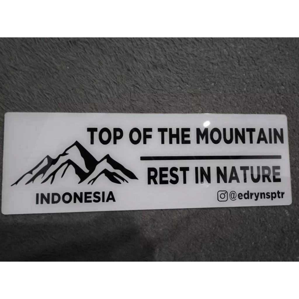 

PLAKAT GUNUNG