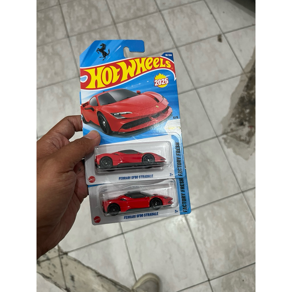 ferrari SF90 STRADALE Hot Wheels