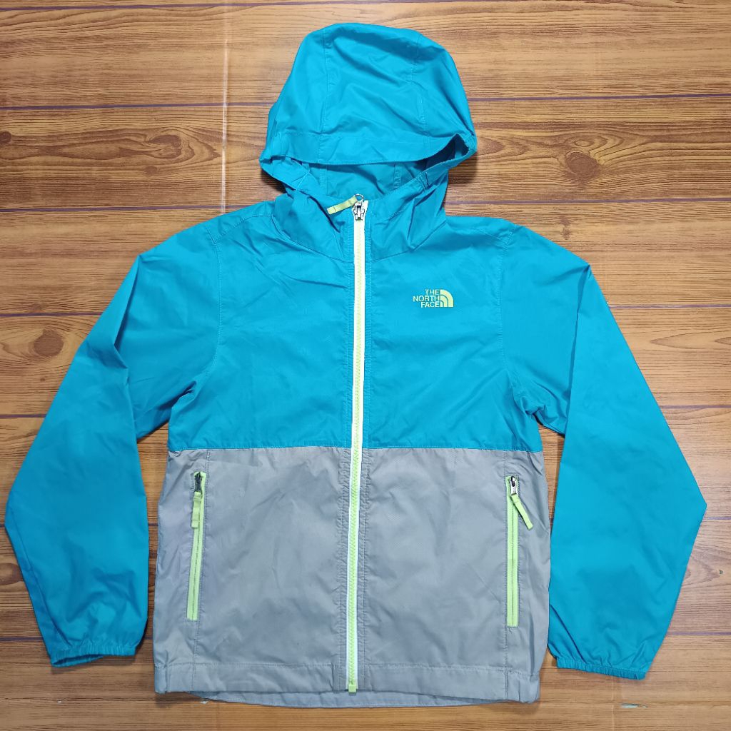 Jaket Anak The North Face TNF Hijau size 7-8 tahun
