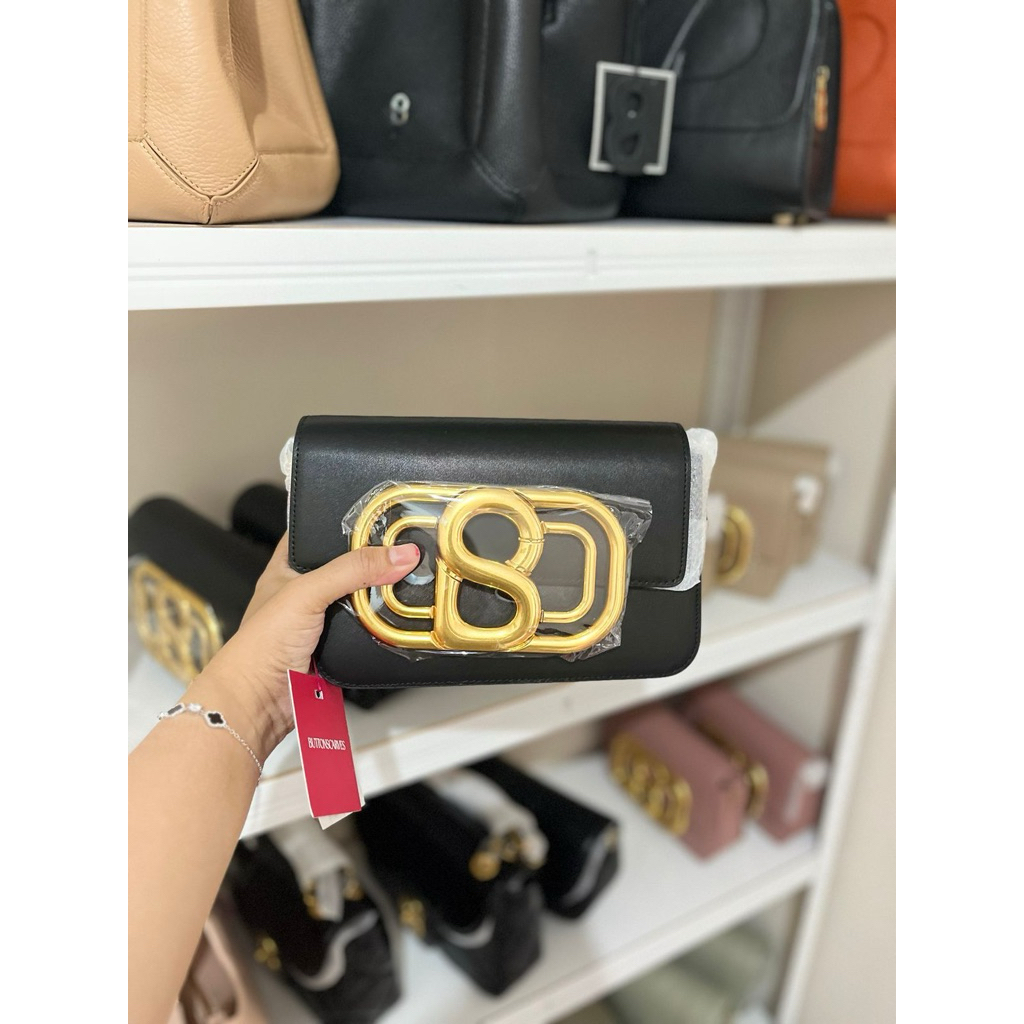 BRIANA LEATHER BAG BLACK BUTTONSCARVES