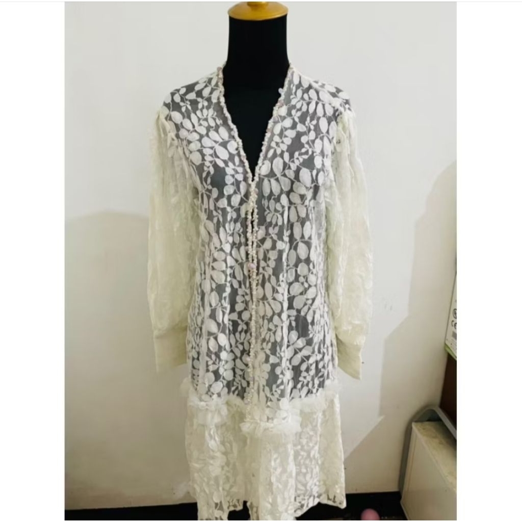 Preloved jaleela outer