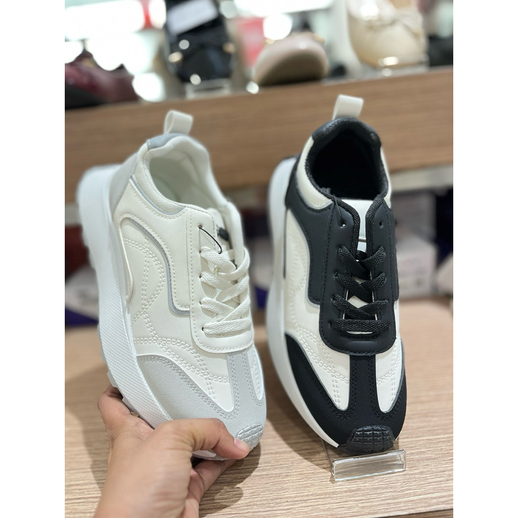 TERLARIS SEPATU WANITA BERTALI HITAM PUTIH BY NEVADA MATAHARII STORE