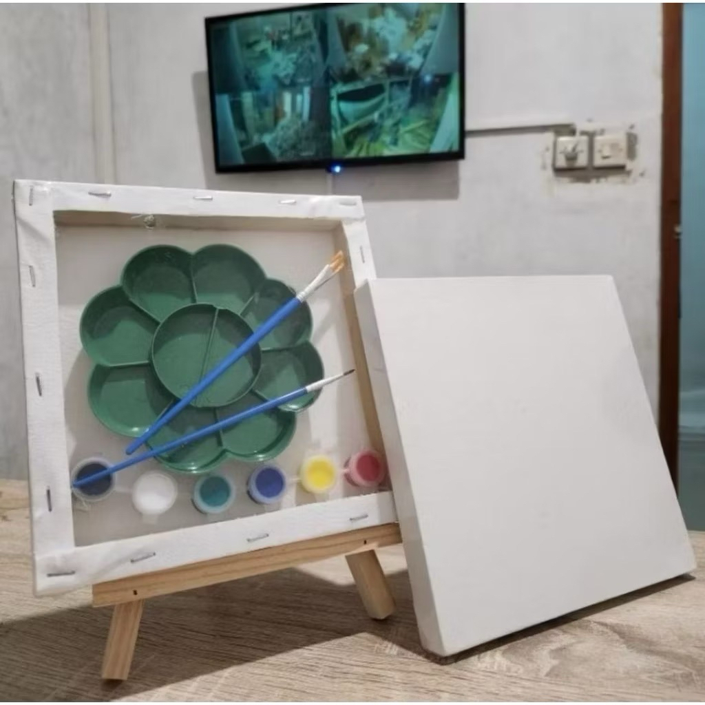 

Kanvas Lukis 20x30cm dengan cat kuas easel dan palet cat