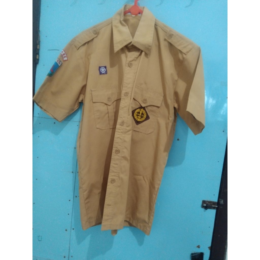 preloved baju pramuka