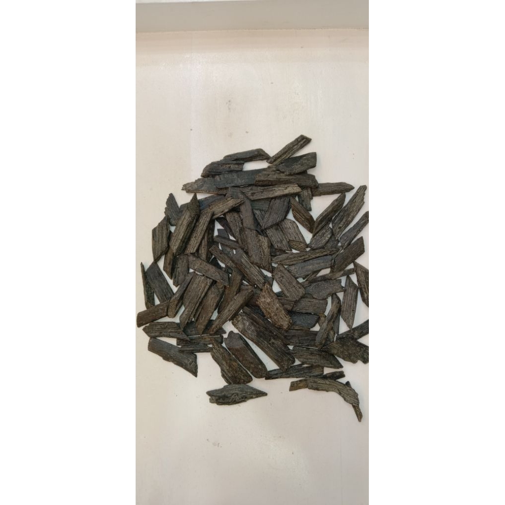 GAHARU SANAI TRI SUMATRA 100 GR / GAHARU TRI SUMATRA / TRI SUMATRA / GAHARU SANAI SUMATRA TRI / PENG